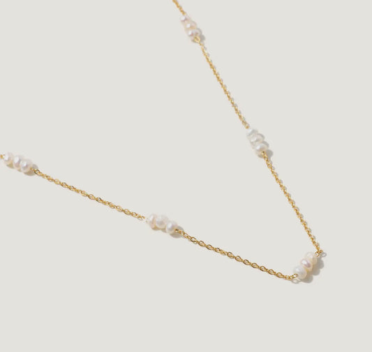 Marina pearl necklace