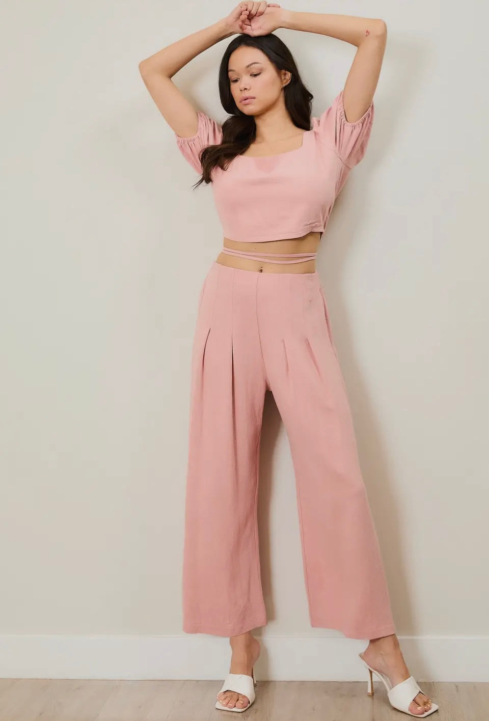 Palazzo Pleated Cropped Linen Pants